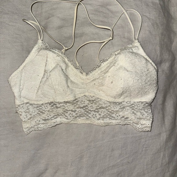 Hollister Lace Bralette in Cream - Picture 2 of 4